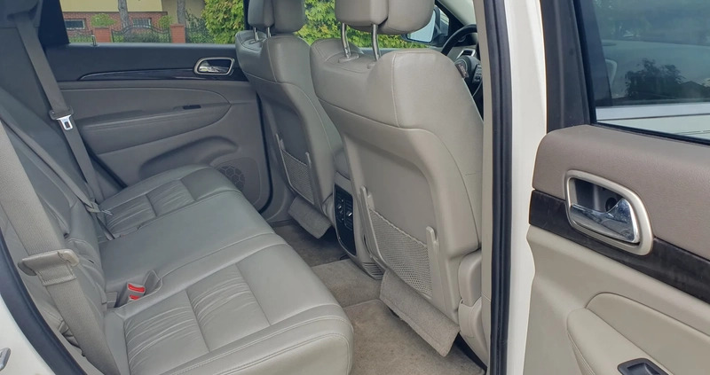 Jeep Grand Cherokee cena 45999 przebieg: 220000, rok produkcji 2012 z Rzeszów małe 154